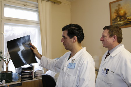 Лечение патологии крупных суставов в госпитале Федеральной Таможенной Службы - Москва